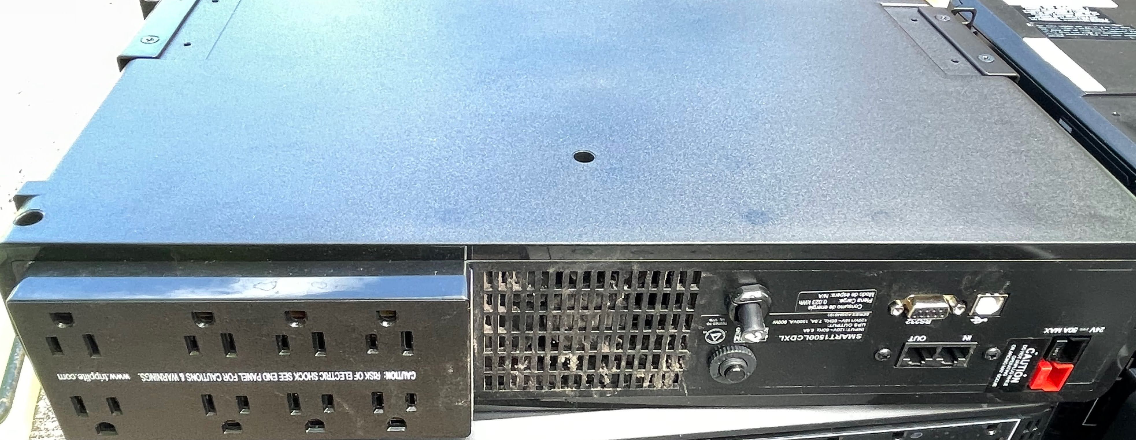 Tripp Lite SMART1500LCDXL