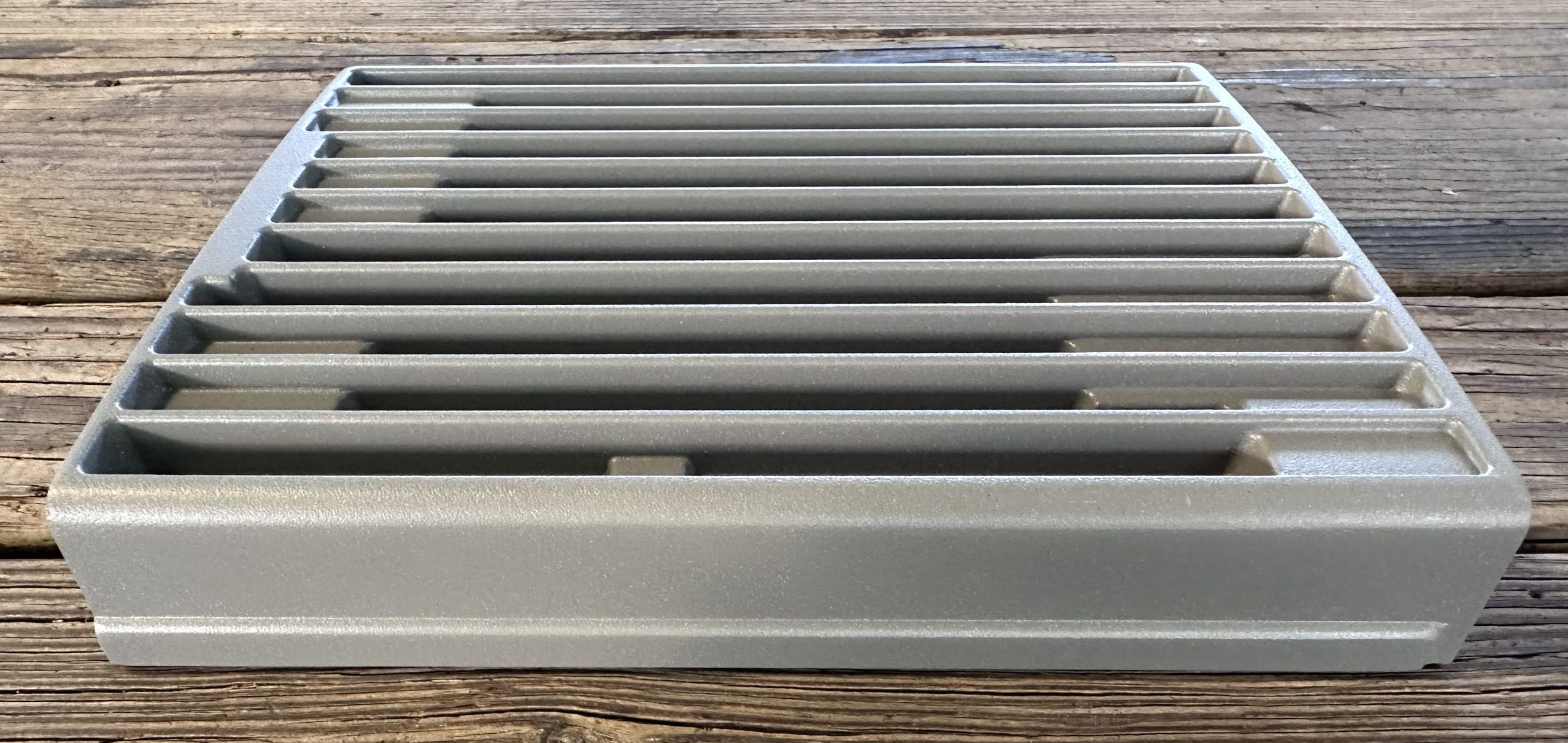 Nokia 4210 SAS-K rear view